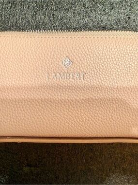 🇨🇦LAMBERT The Meli Vegan Leather Zip Around Wallet Clutch Wristlet Pink NWOT